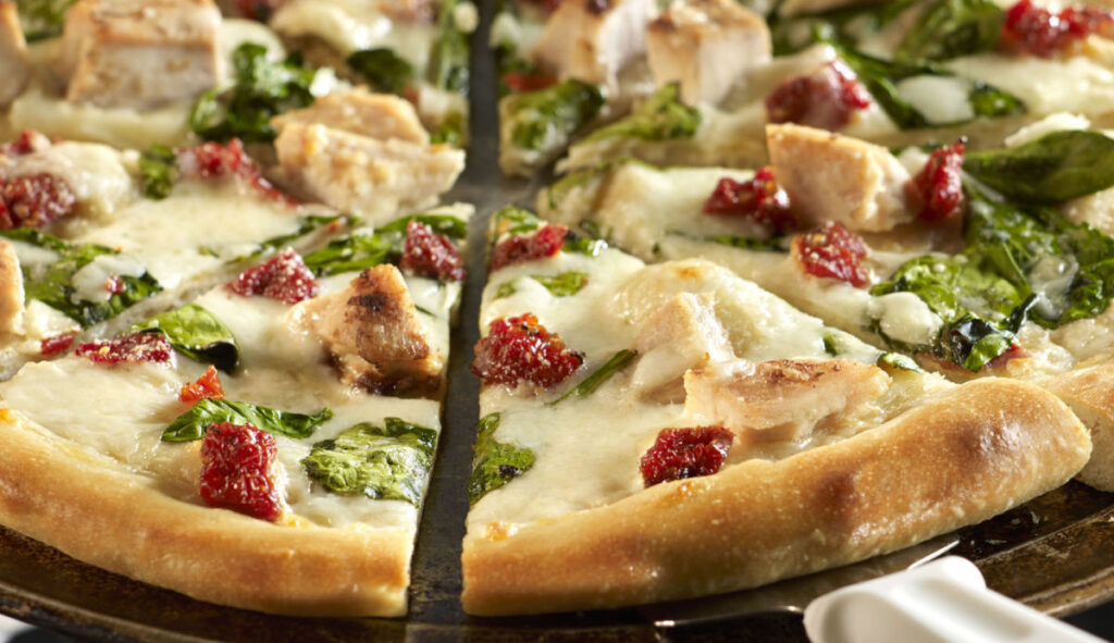 chicken spinach pizza