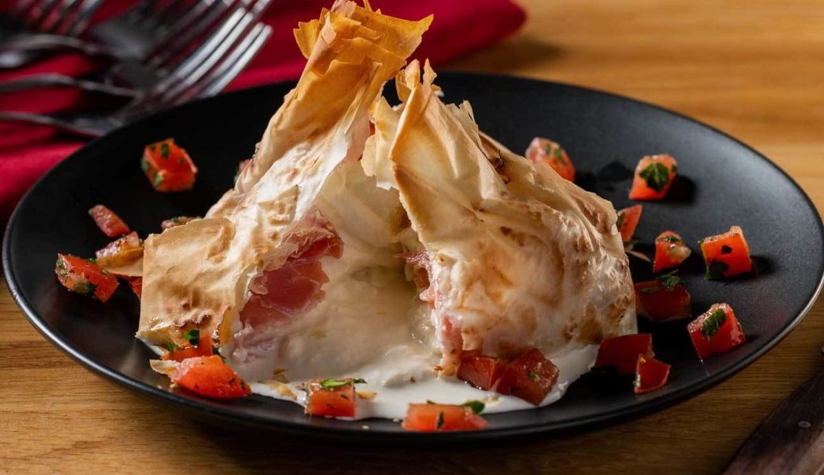 Prosciutto Wrapped Burrata in Filo Dough