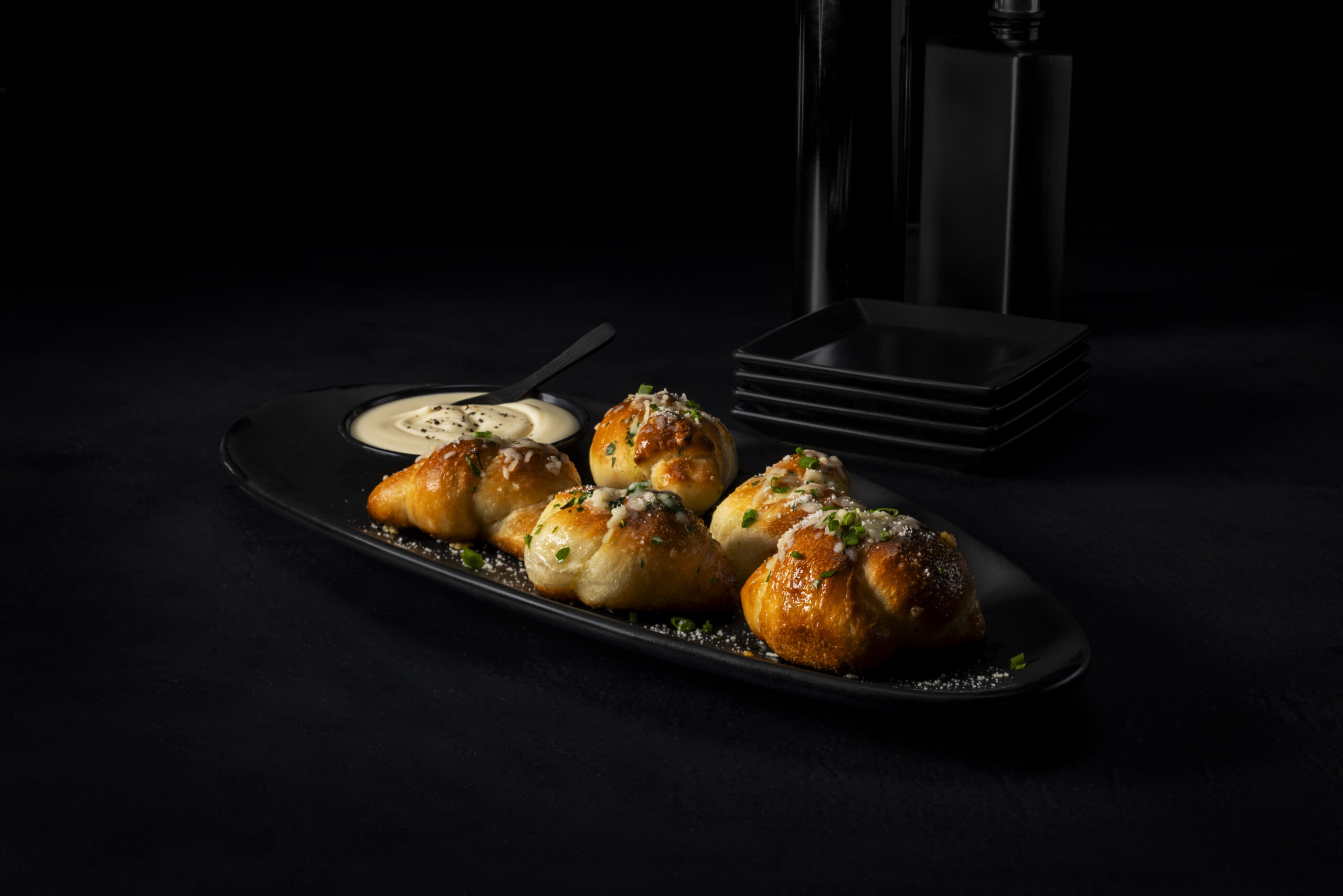 Garlic Asiago Knots with Asiago Cream Sauce